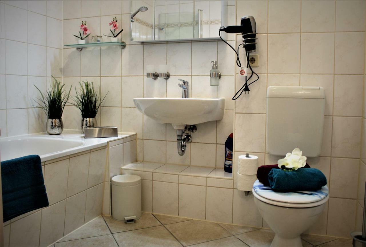 Salzhausblick Business Apartments - Zentrale Lage Am Salzhaus - Mwst-Rechnung Verfuegbar ซิทเทา ภายนอก รูปภาพ